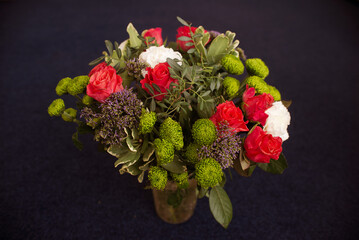 Fototapeta na wymiar Beautiful flower arrangement close-up, a bouquet of mixed flowers