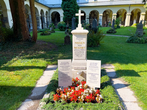 The grave of Mozart's family.