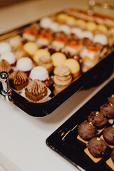 Plateau de mignardises sucrées