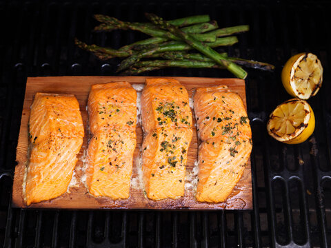 Fish and Asparagus on Barbeque