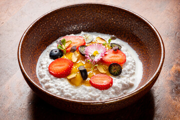 rice pudding with fresh berries