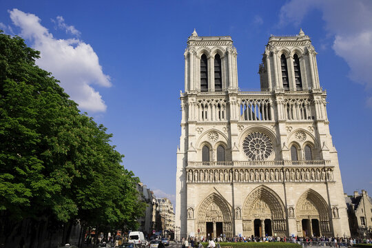 Notre Dame Cathedral, Ile de la Cite, Paris, France