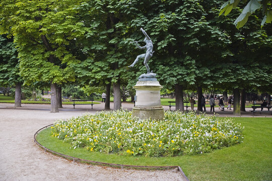 Le Faune Dansant, Jardin du Luxembourg, Paris, Ile de France, France