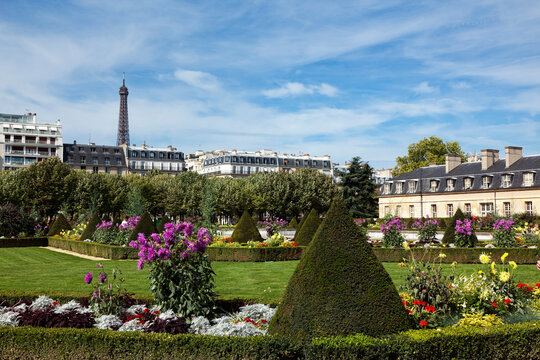 View towards Eiffel Tower from Gardens at Hotel des Invalides, Paris, France