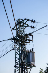 Electrical power transformer
