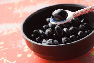 　黒豆　　お節のイメージ　　スタジオ撮影