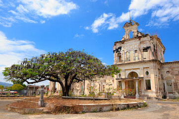 Obraz premium Hospital San Juan de Dios in Granada, Nicaragua. The construction began 1886, it was opened 1888 and closed 1998