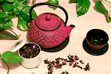 Foto op Aluminium Still life with magenta teapot and tea cups  © Marisabel
