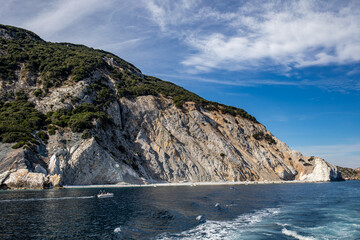 Fototapeta premium Lalaria beach on Skiathos island, Greece 