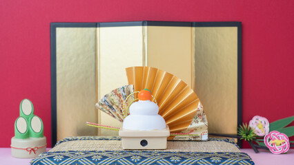 日本のお正月イメージ｜鏡餅・門松・水引・金屏風