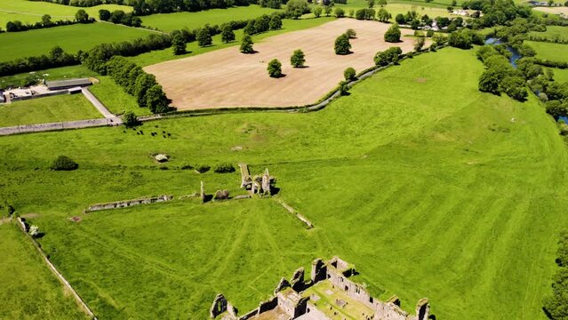 Aerial drone footage of The Athassel Priory in Golden County Tipperary. It is the largest Medieval dwelling in Ireland stretching to over 4 acres