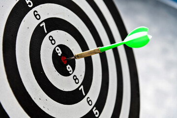 Dart hitting on center target