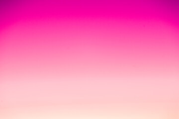 Fototapeta Dégradé de couleurs chaudes pour arrière-plan rose type st valentin, jaune vers rose mauve magenta obraz