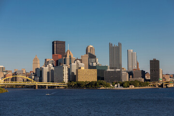Fototapeta na wymiar Cityscape of Pittsburgh, Pennsylvania. Allegheny and Monongahela Rivers in Background. Ohio River. Pittsburgh Downtown With Skyscrapers and Beautiful Sky