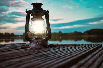Laterne - Lampe - Lantern- Moody - Waterscape - Scenic - High quality photo - Photo Wallpape