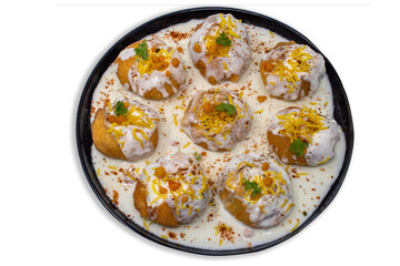 popular sweet spicy north indian chaat item dahi puri, dahi poori, dahi batata puri, dahi bhalle, gol gappa stuffed with potato, yogurt, sev, sprouts - obrazy, fototapety, plakaty