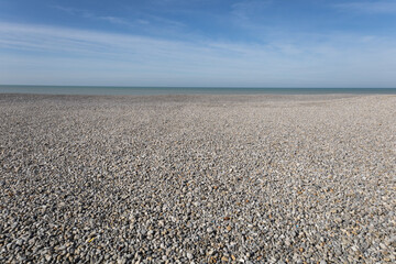 Plage de galets en Baie de Somme dans les Hauts de France