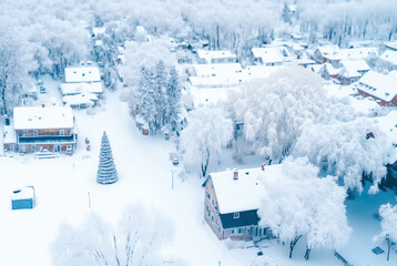 snow covered house,snow covered houses