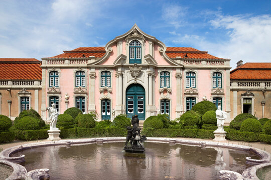 Queluz Palace Garden, Queluz, Portugal