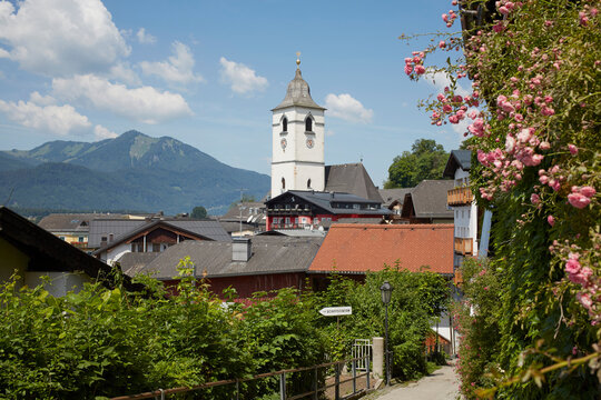 View of Sankt Wolfgang Church, Sankt Wolfgang, Wolfgangsee, Upper Austria, Austria