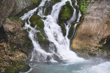 Obraz premium Wodospad Savica, Bohinj, Słowenia, Triglavski Park, woda, rzeka, potok, krajobraz, kaskada,