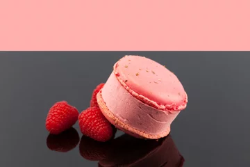 Foto op Canvas Raspberry ice cream between  macarons or macaroons, close-up. Fresh Raspberry dessert. Fruit Ice cream © AB-7272
