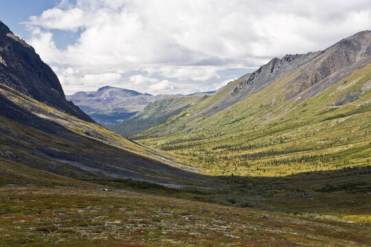 Tombstone River Valley, Tombstone Territorial Park, Yukon, Canada