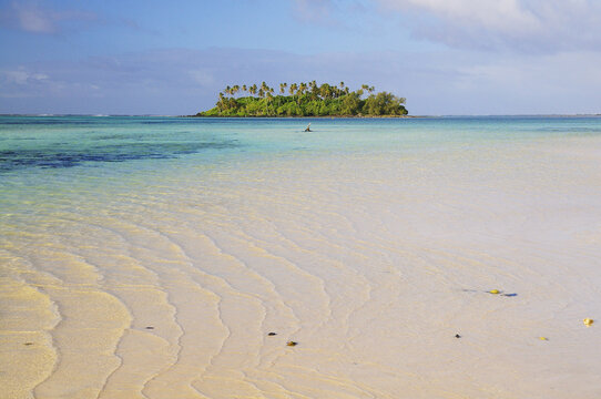 Island and Lagoon, Muri Beach, Taakoka, Rarotonga, Cook Islands