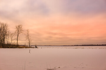 Fototapeta na wymiar Beautiful winter landscape at the ravine Petrie Island, Ottawa river