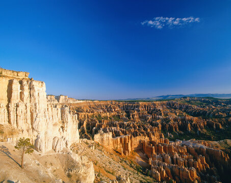 The Amphitheater, Bryce Canyon National Park, Utah, USA