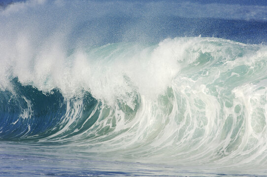 Waves, North Shore, Oahu, Hawaii
