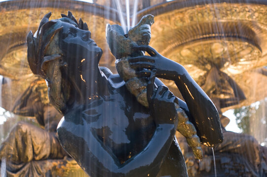 Close-up of Fountain, Parque General San Martin, Mendoza, Argentina
