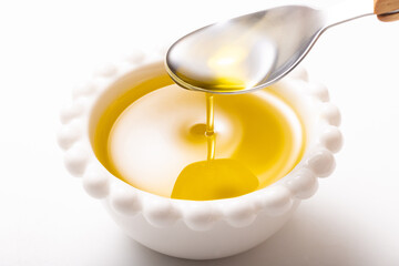 オリーブオイル　(エキストラバージンオリーブオイル)