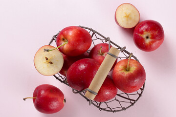 Envy Apple in the basket.