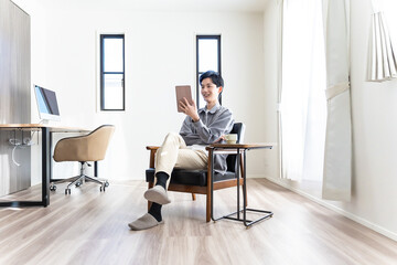 若い日本人男性