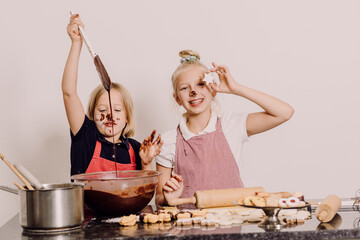In der Weihnachtsbäckerei
