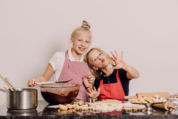 In der Weihnachtsbäckerei