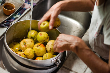 cooking pot, boiling quince (making jam)