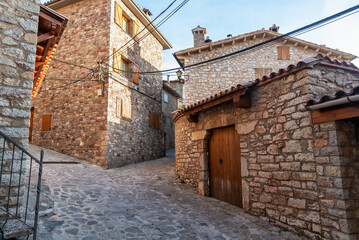 Fototapeta na wymiar Casa en Castellar de N'Hug en la comarca del Berguedà, Barcelona.