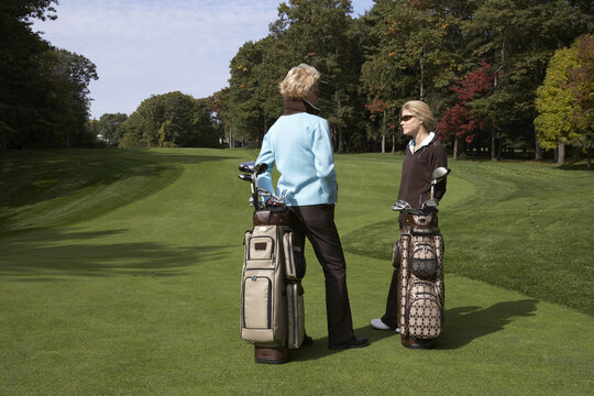 Women Golfing