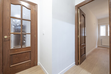 Distributor of a house with mahogany doors and laminated flooring