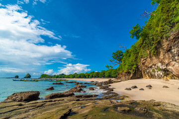 Obraz premium Landscape of Tanjung Papuma beach in Jember, the most beautiful beaches of East Java