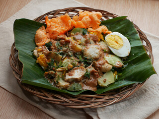 gado-gado indonesia traditional food on wooden plate
