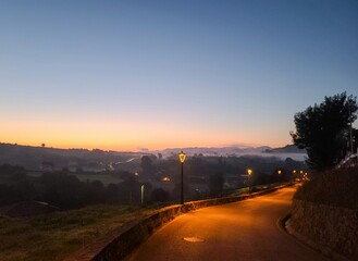 Obraz premium sunset in the city