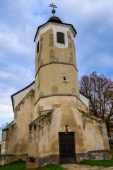 Fototapeta na wymiar The old church of Isaszeg in the cemetery
