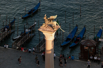 Venezia. Colonna di San Marco dal Campanile omonimo