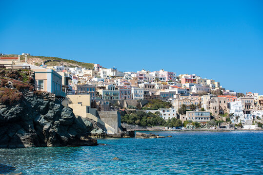 รูปภาพErmoupoli เลือกดูภาพถ่ายสต็อก เวกเตอร์ และวิดีโอ2,349 Adobe Stock