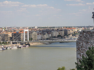 Die Stadt Budapest an der Donau in Ungarn
