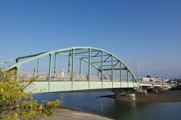アーチ橋のかかる風景　-愛媛県西条市-