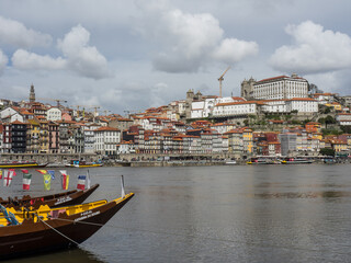 Fototapeta na wymiar Die Stadt Porto am Douro